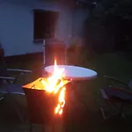 Hexenstube Jorjina - Wlan - Garten- Tolles Bad -Wandern -Mountainbike - Motorradurlaub